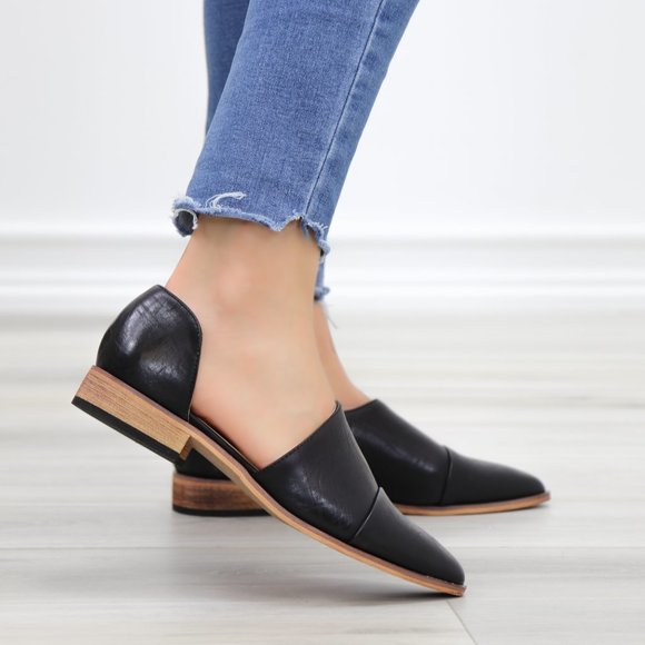 Black Opened Side Pointy Slip On Flat Loafer - Picture 8 of 13